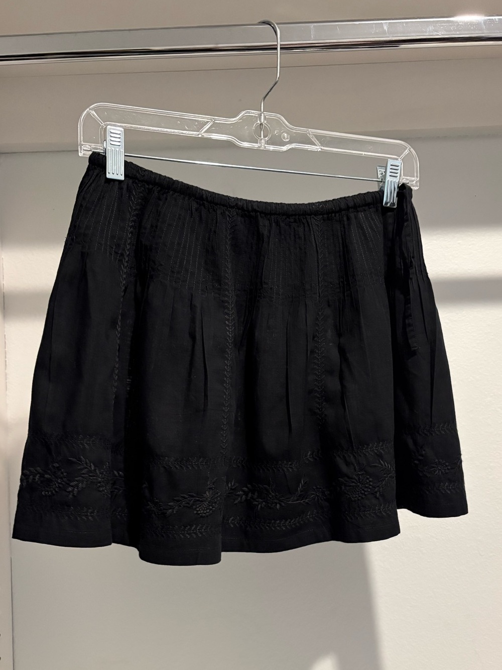 J. CREW Embroidered side- tie Black Mini skirt XS - Picture 6 of 11